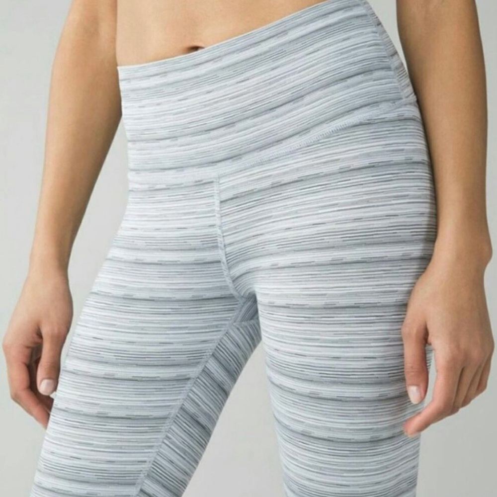 Lululemon High Times Leggings in Silver Fox Coral Pink Zipper Small - Picture 7 of 7